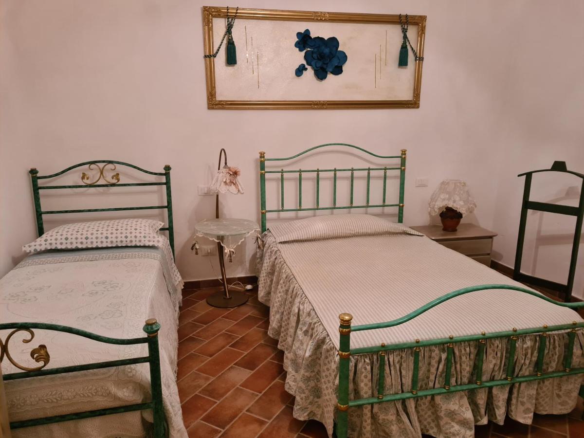 La Casa Dei Ricordi Apartment Collesalvetti Cameră foto