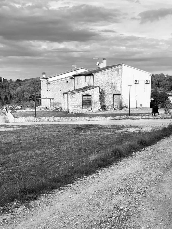 Agriturismo La Casa Dei Ricordi Collesalvetti Exterior foto